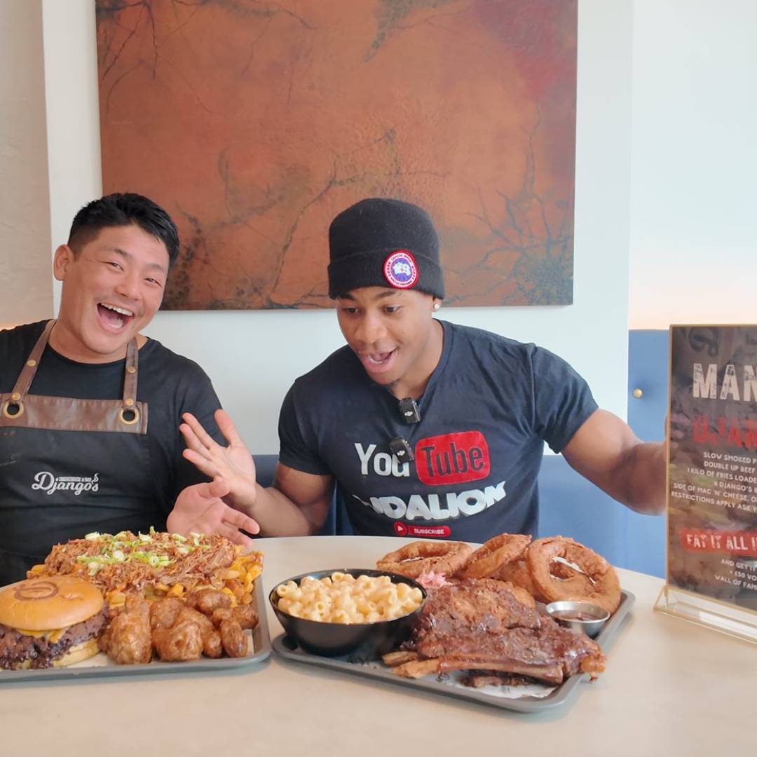 JJ Da Lion at Django's Smokehouse doing the Food Challenge 